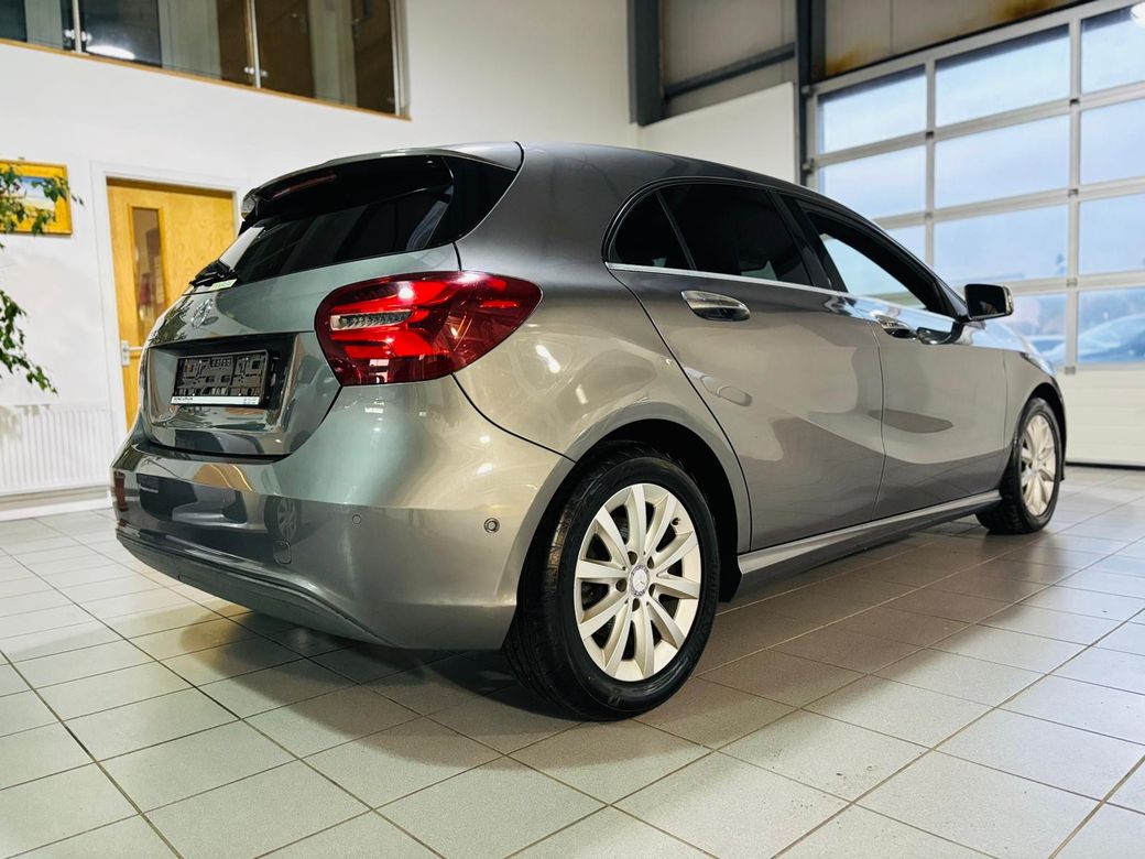 2017 Mercedes-Benz A 180