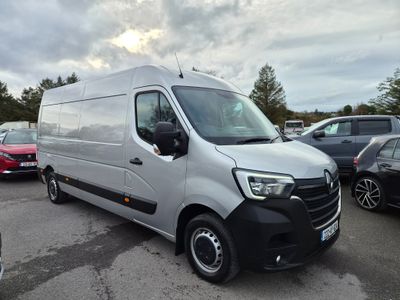 2022 Renault Master