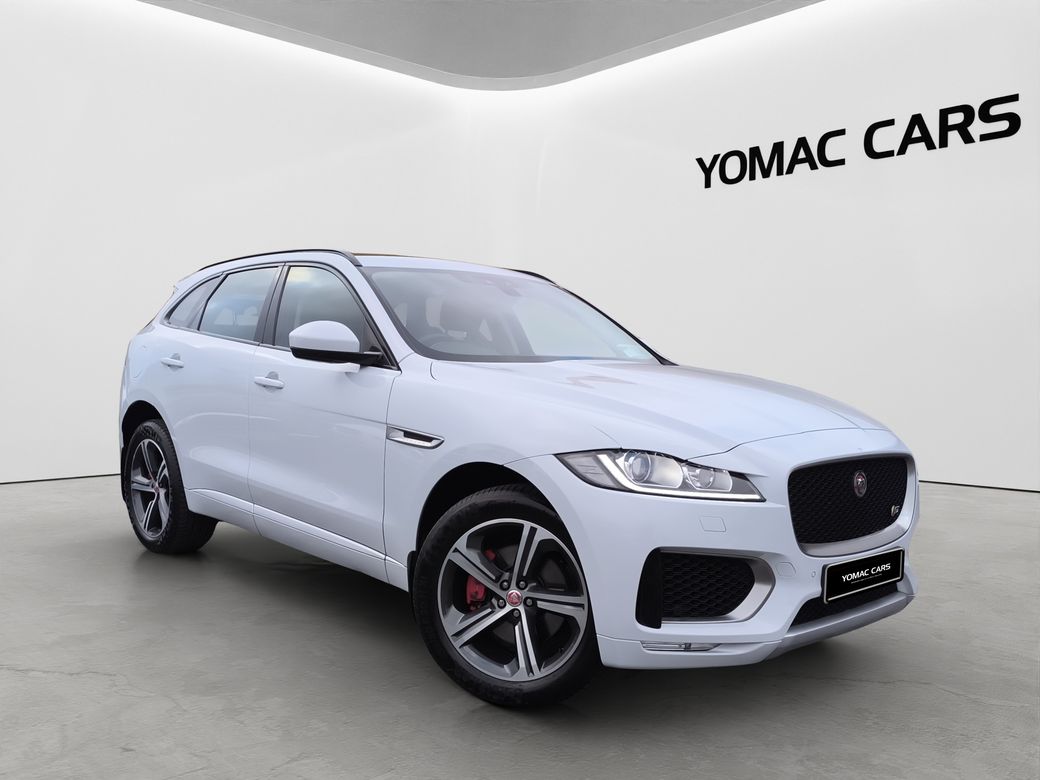 2019 Jaguar F-Pace