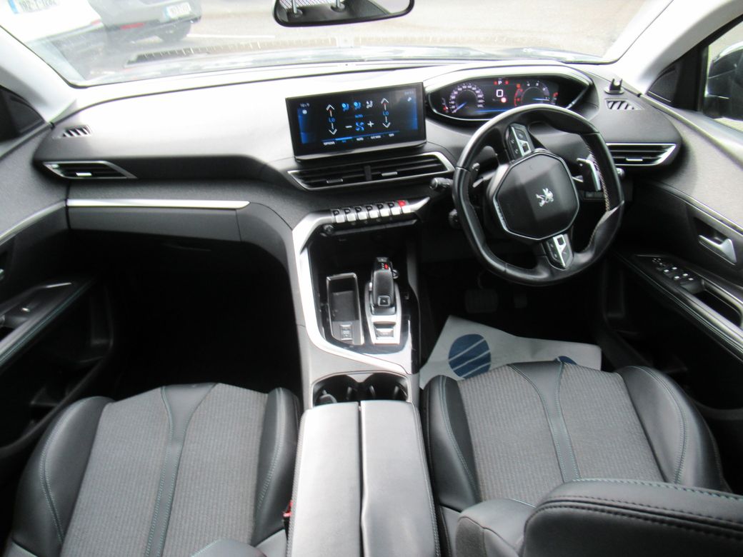 2022 Peugeot 5008