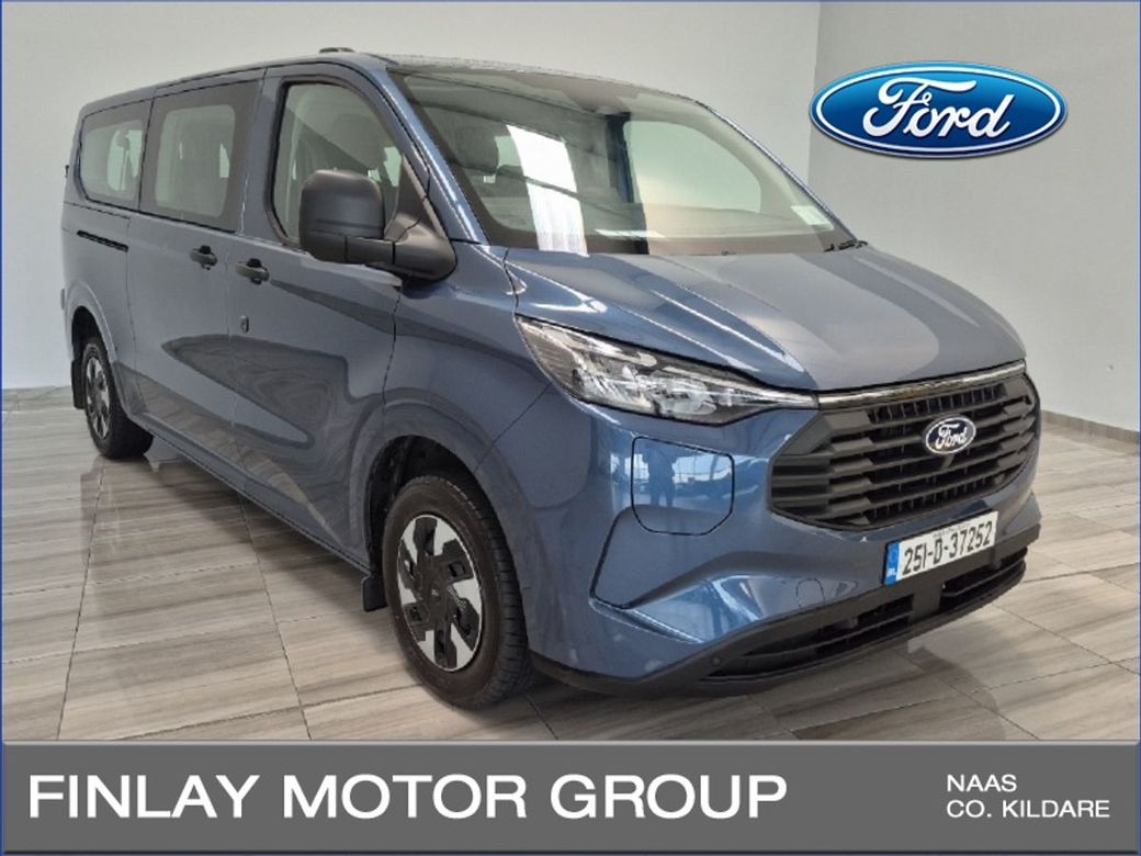 2025 Ford Tourneo Custom