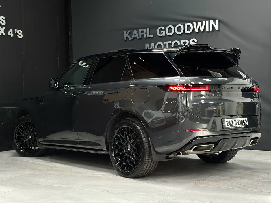 2024 Land Rover Range Rover Sport