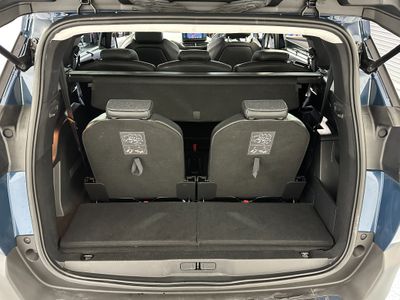 2021 Peugeot 5008