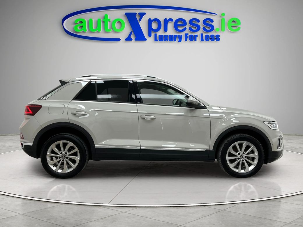 2023 Volkswagen T-Roc