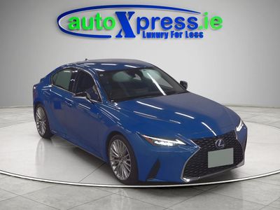 2022 Lexus IS 300h