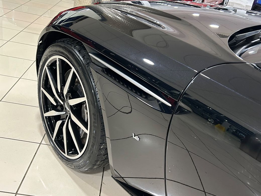 2018 Aston Martin DB11