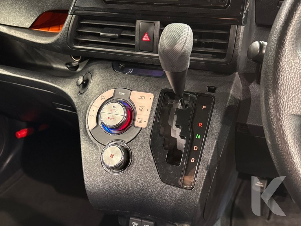 2021 Toyota Sienta