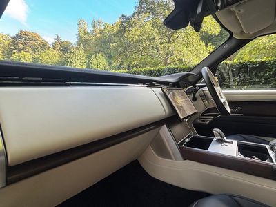 2025 Land Rover Range Rover