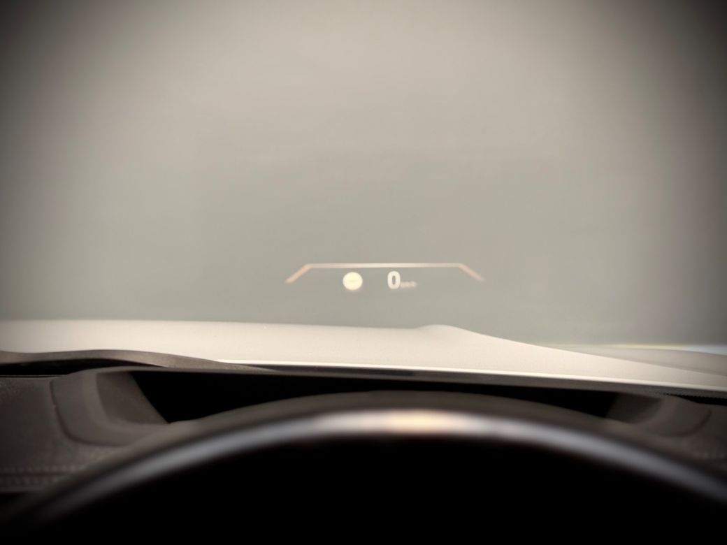 2023 BMW 320