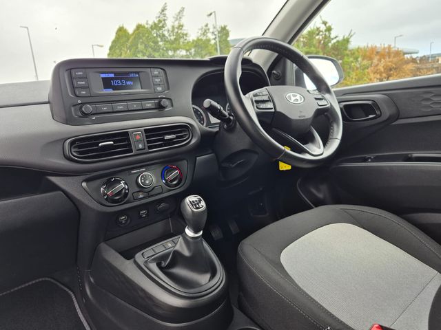 2022 Hyundai i10