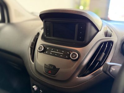 2022 Ford Transit Courier