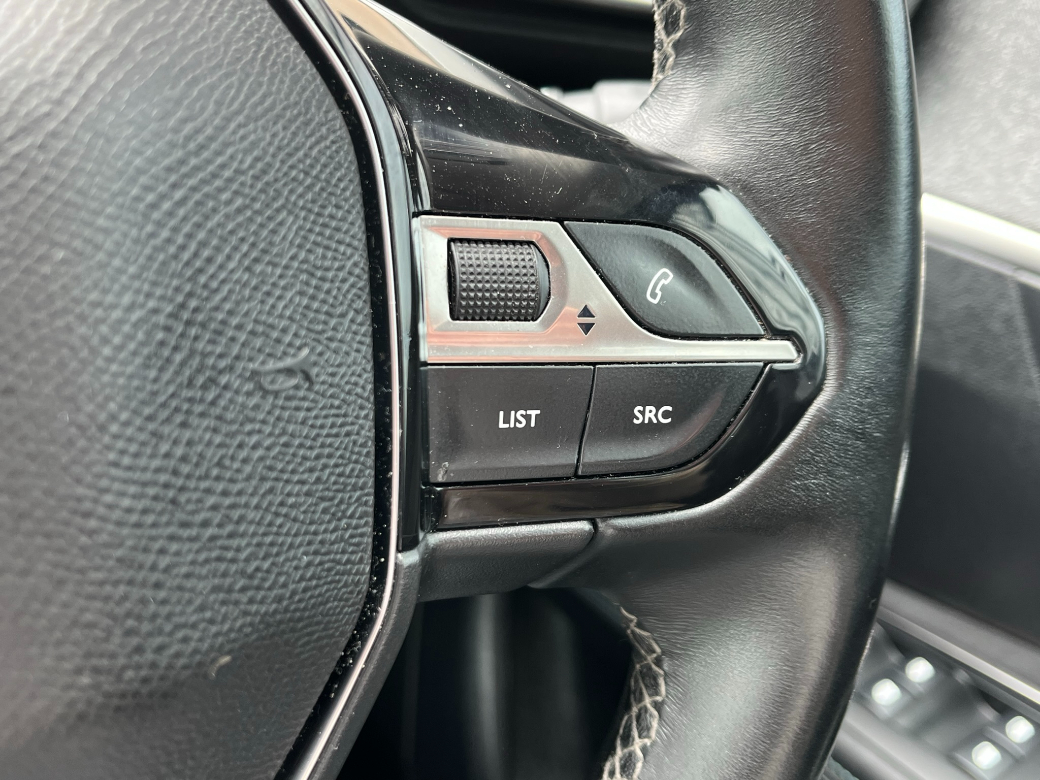 2021 Peugeot 3008