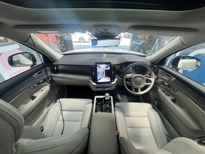 2025 Volvo XC90