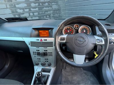 2007 Opel Astra