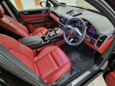 2023 Porsche Cayenne