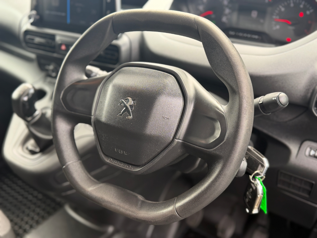 2021 Peugeot Partner