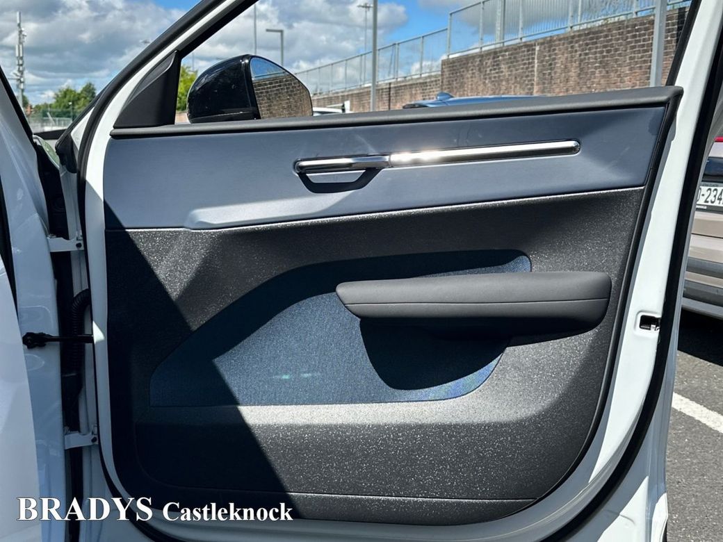 2025 Volvo EX30