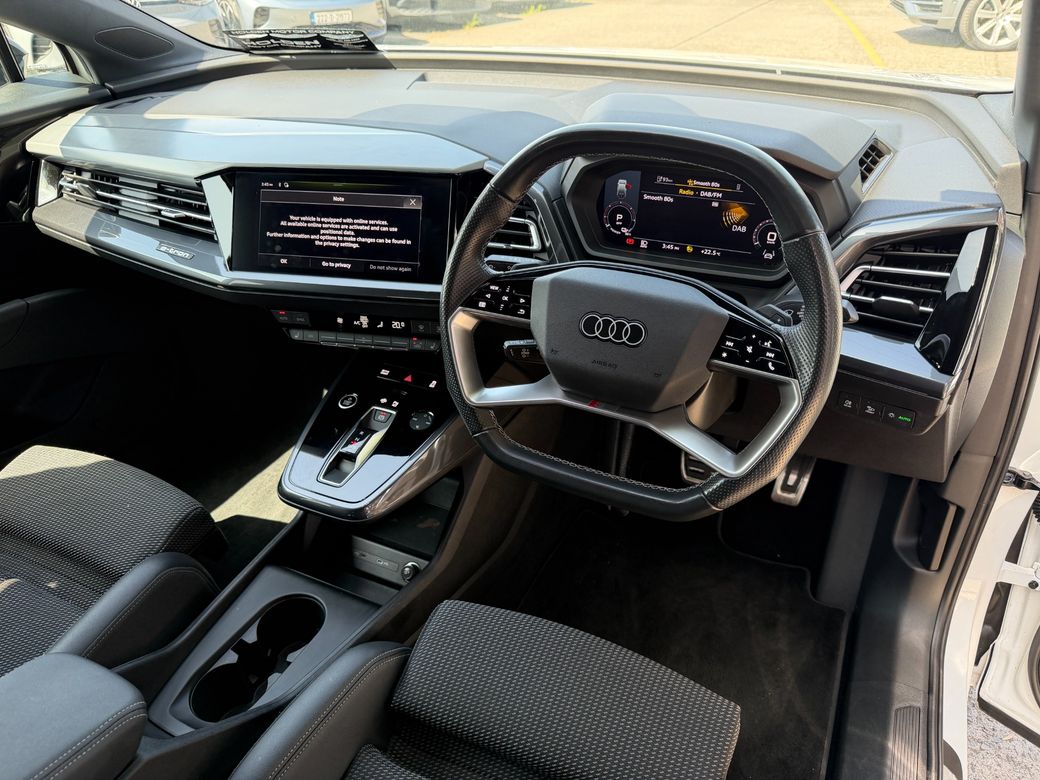 2022 Audi Q4