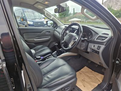 2017 Mitsubishi L200