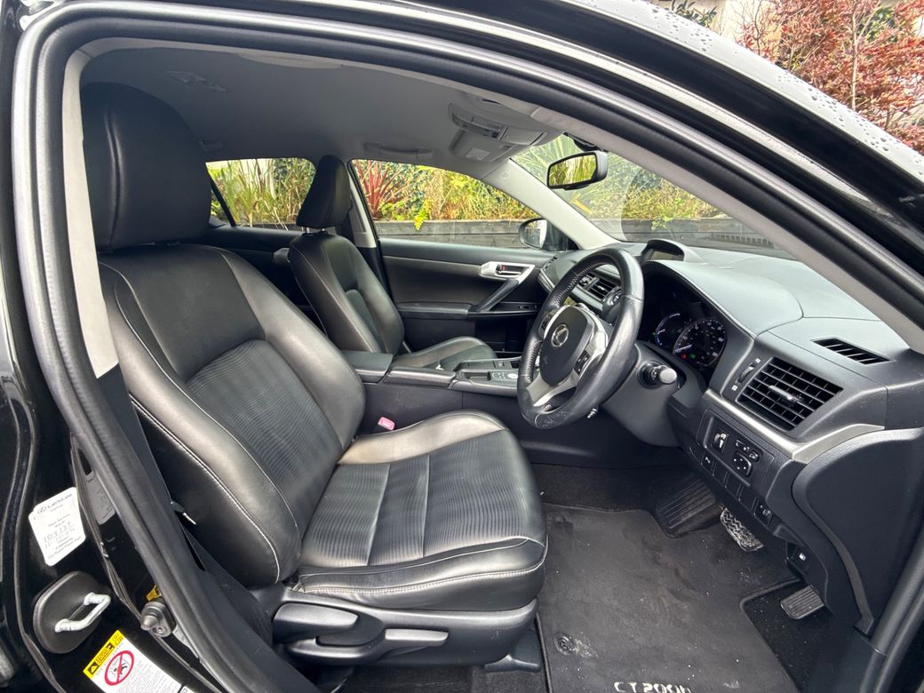 2014 Lexus CT 200h