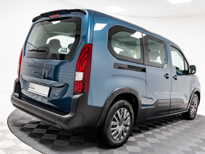 2025 Peugeot Rifter