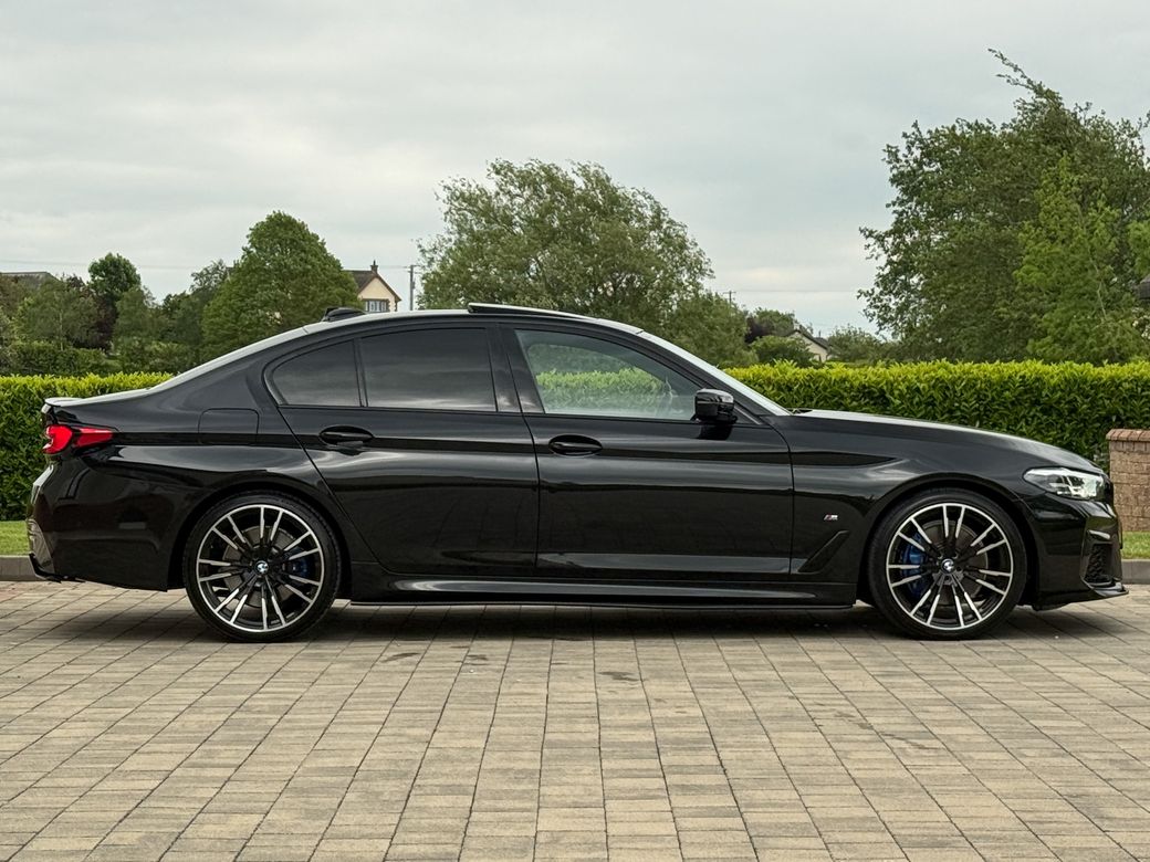 2022 BMW 5 Series