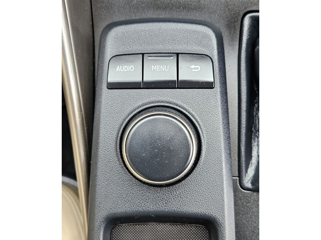 2017 Lexus IS