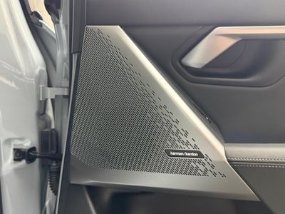 2023 BMW i5