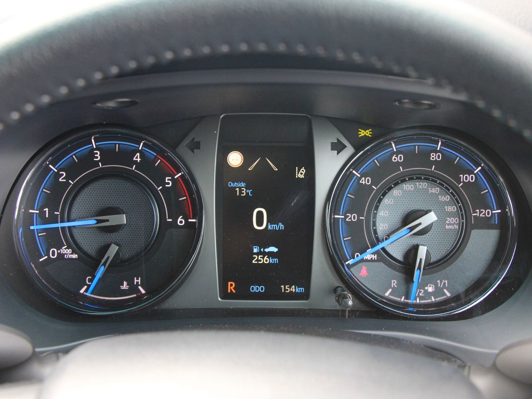 2025 Toyota Hilux