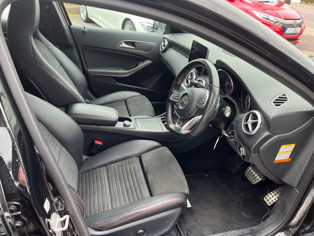 2017 Mercedes-Benz A 180