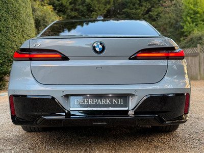2024 BMW i7