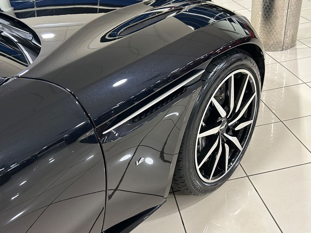 2018 Aston Martin DB11