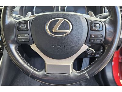 2017 Lexus IS