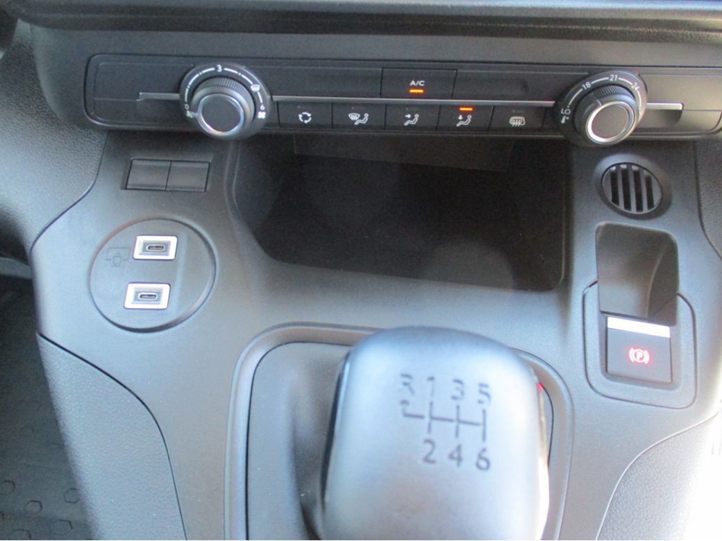 2026 Peugeot Partner