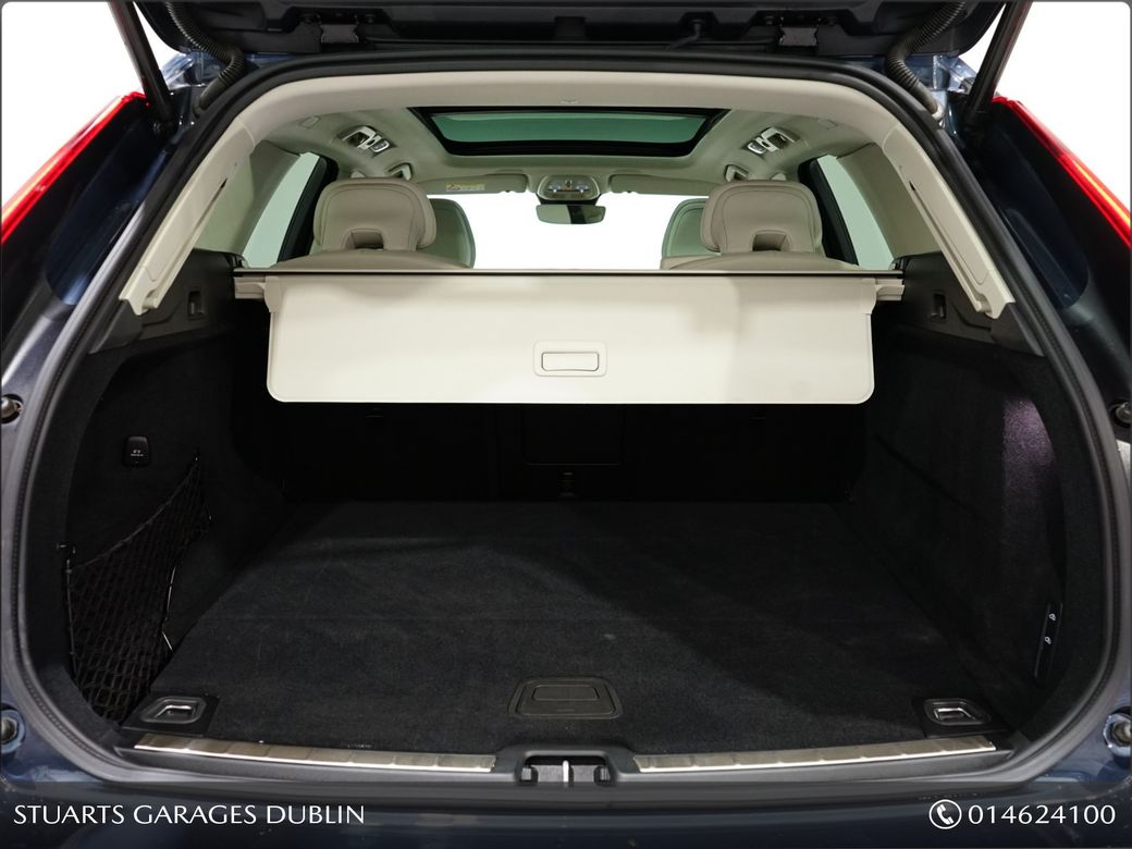 2025 Volvo XC60