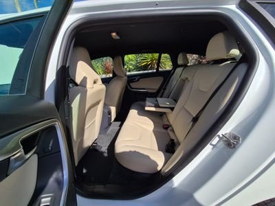 2017 Volvo V60