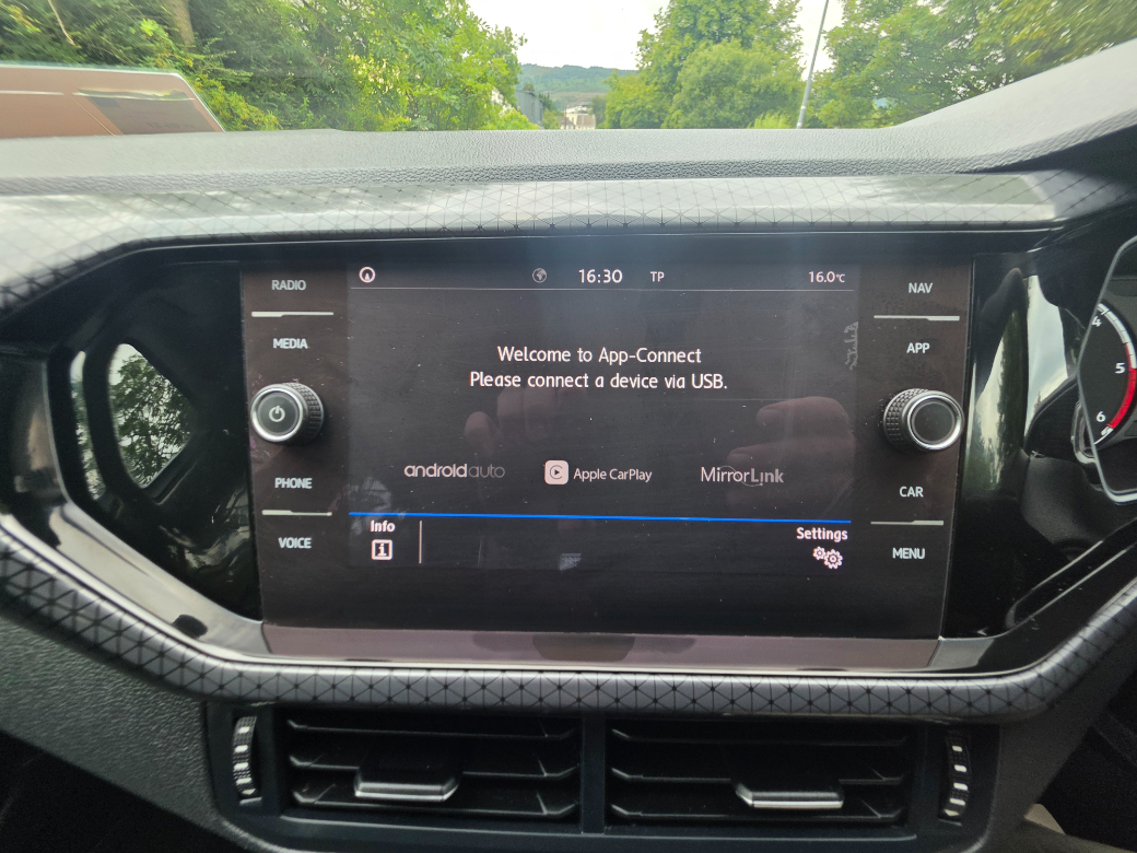 2019 Volkswagen T-Cross