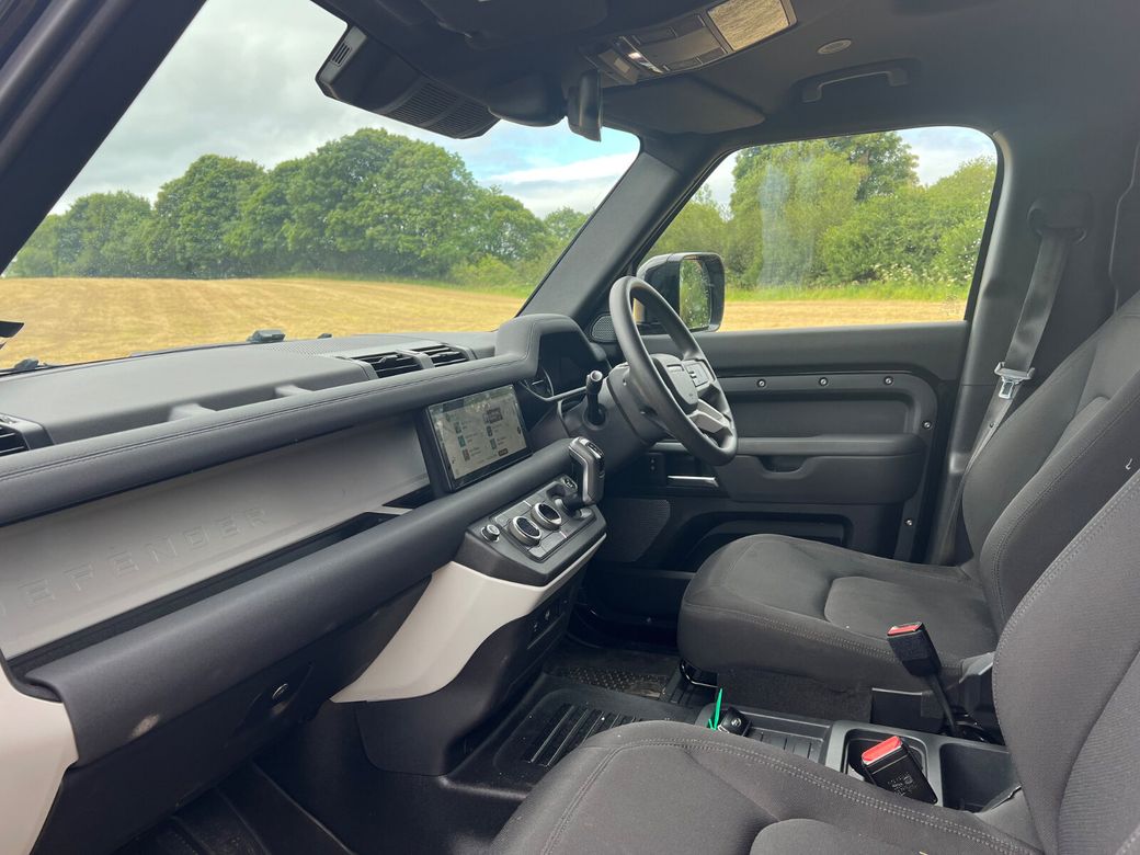 2023 Land Rover Defender