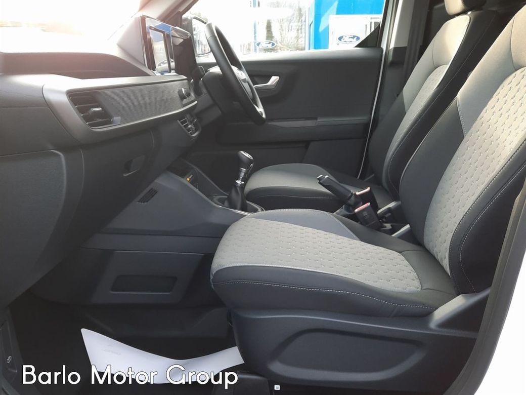 2025 Ford Transit Courier