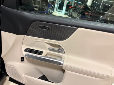 2023 Mercedes-Benz GLB Class