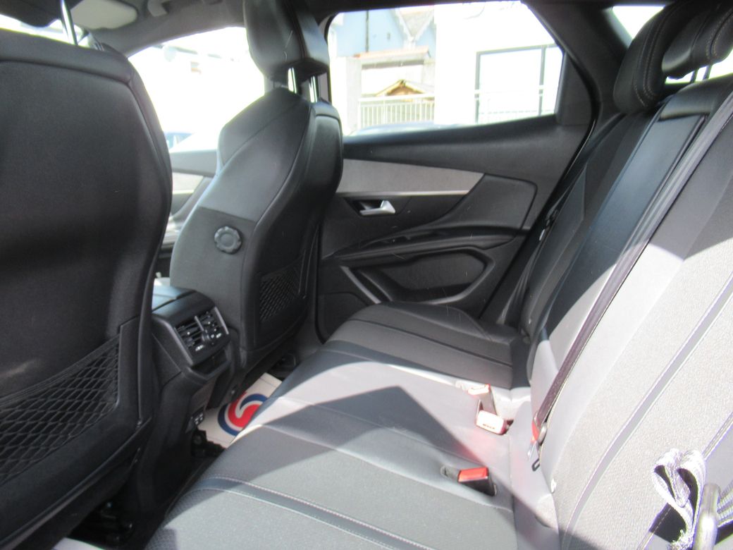 2023 Peugeot 3008