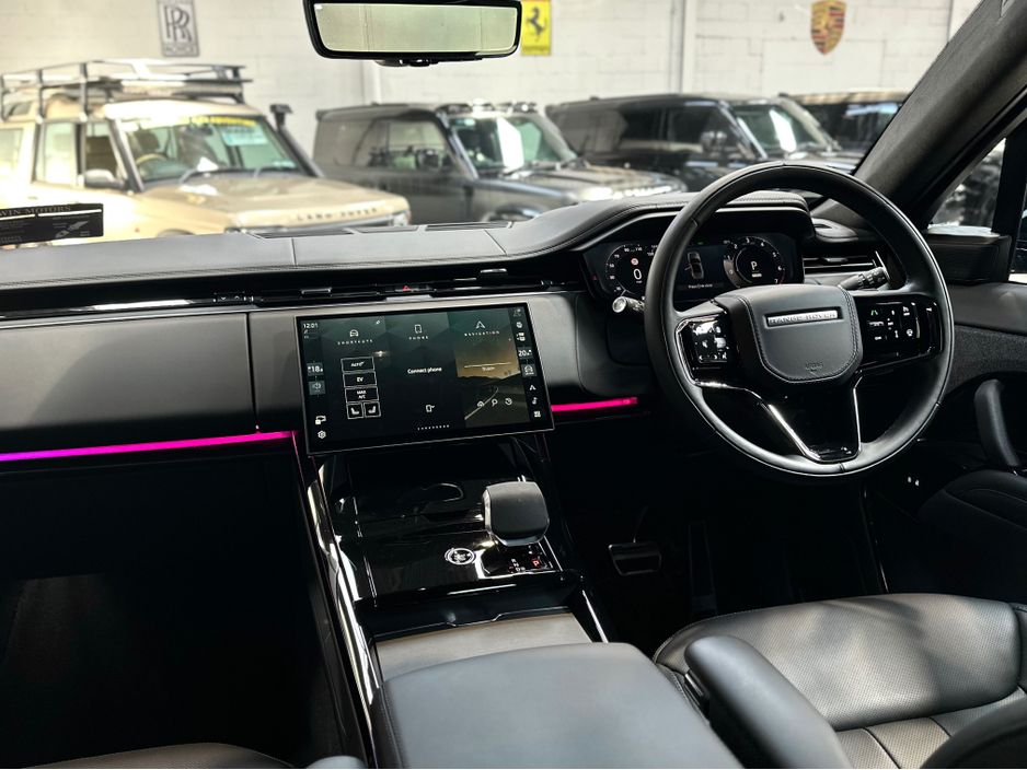 2025 Land Rover Range Rover Sport