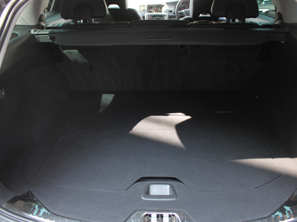 2016 Volvo V60 Cross Country