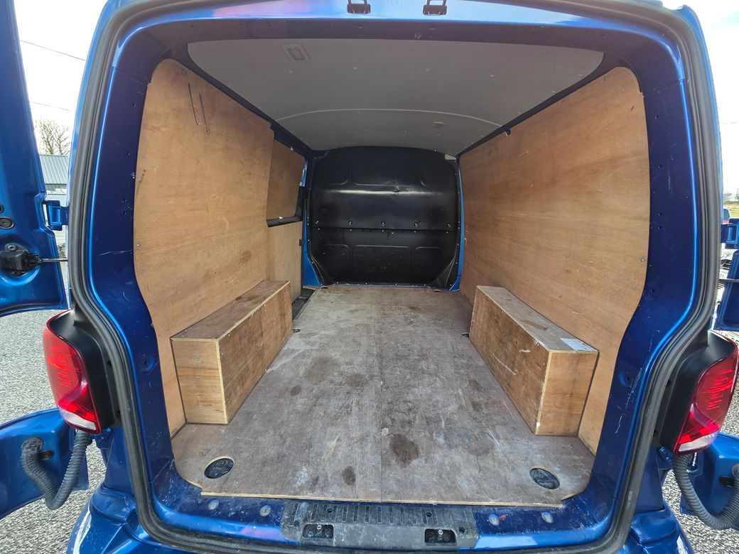 2023 Volkswagen Transporter