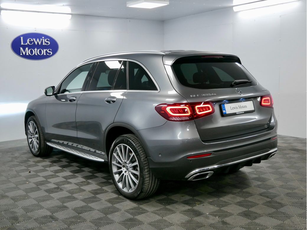 2023 Mercedes-Benz GLC Class