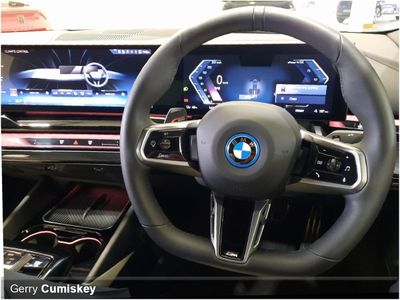 2025 BMW i5