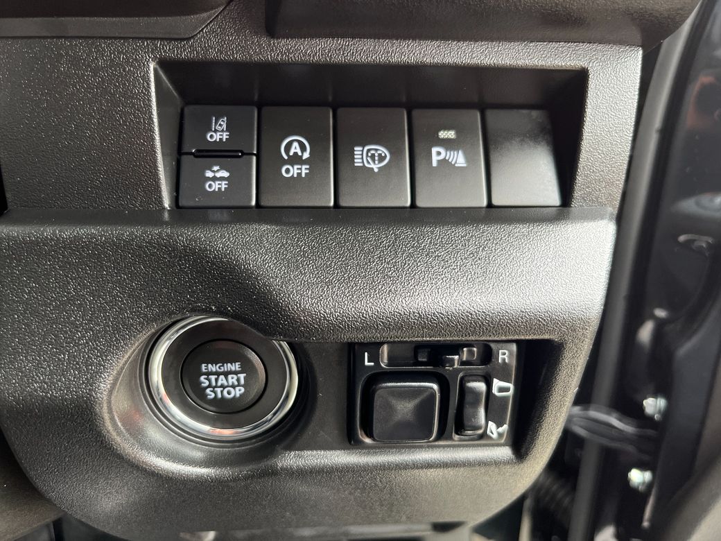 2025 Suzuki Jimny