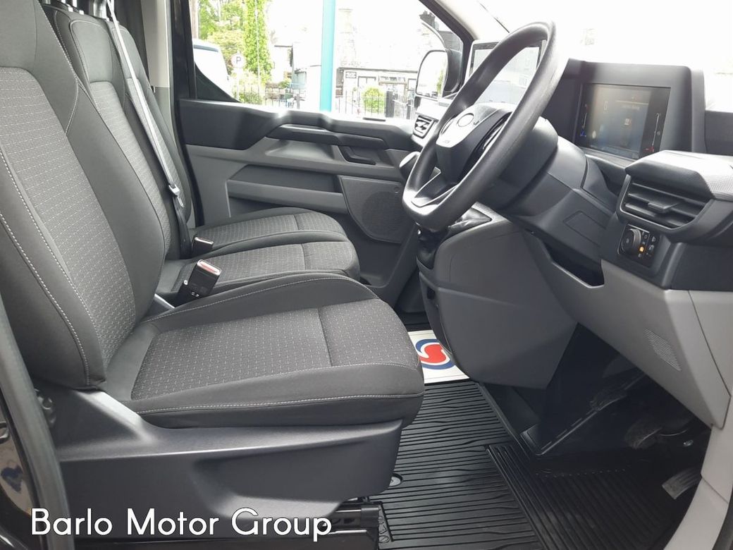 2024 Ford Transit Custom