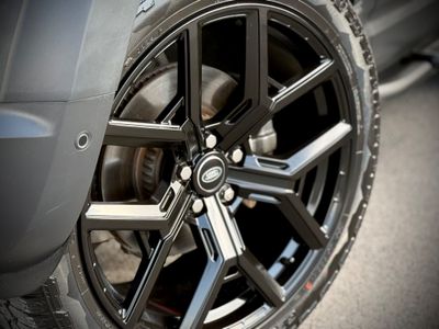 2023 Land Rover Defender