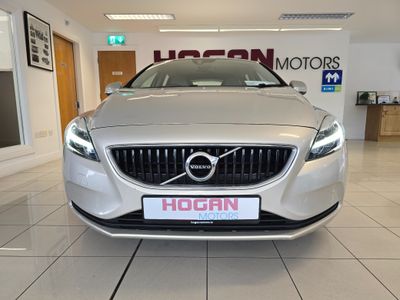 2016 Volvo V40